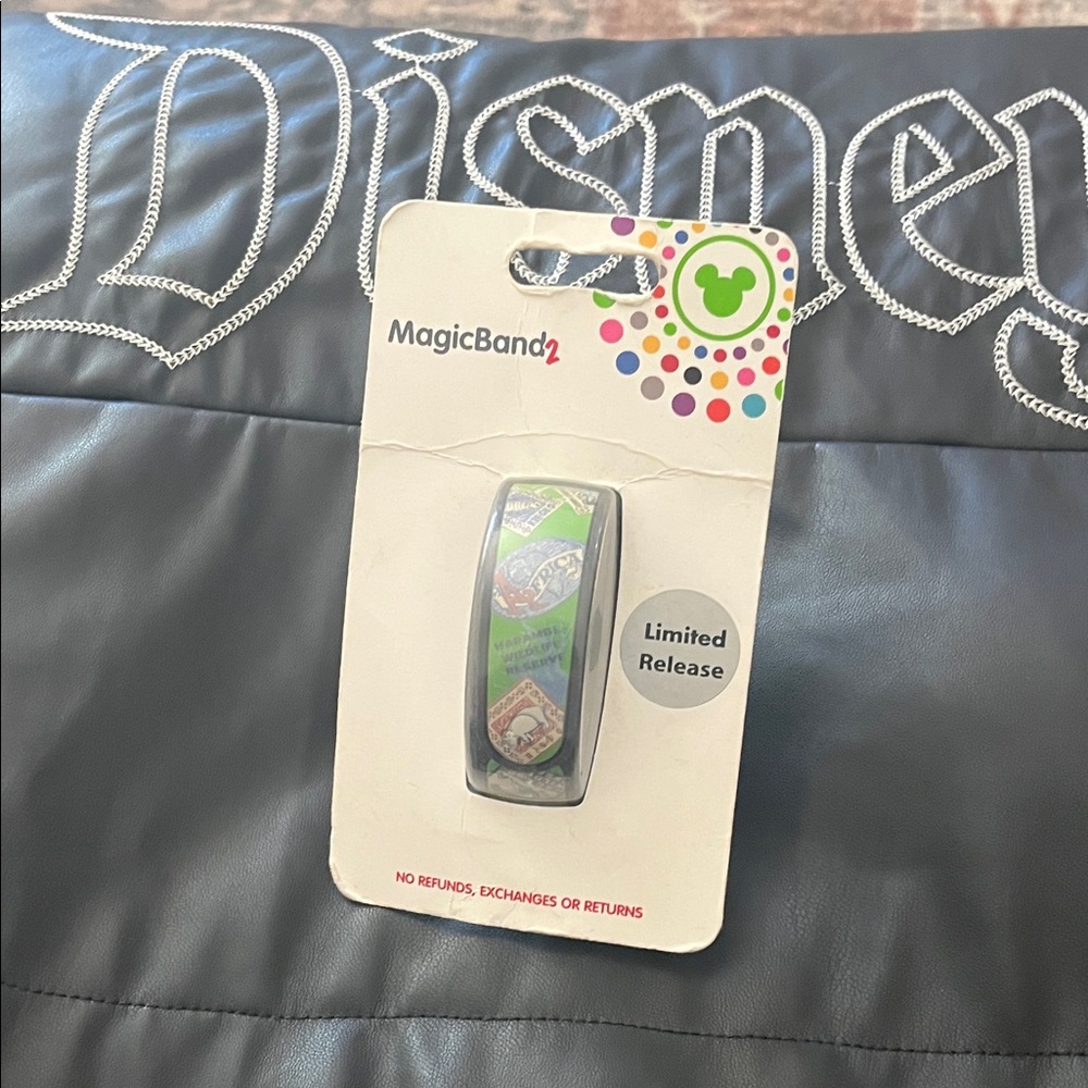 Disney MagicBand 2 Wildlife Reserve Limited Release Green